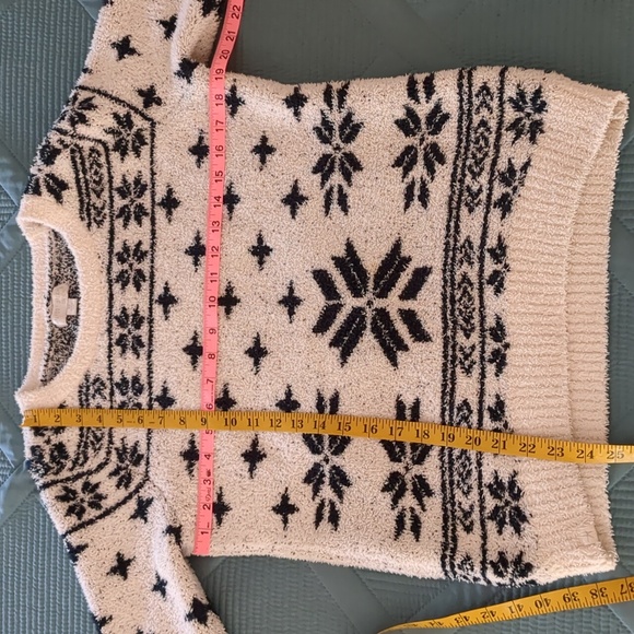 Barefoot Dreams Cozy Chic Heavyweight Knit Snowflake Sweater Navy/Cream XS - Picture 8 of 9